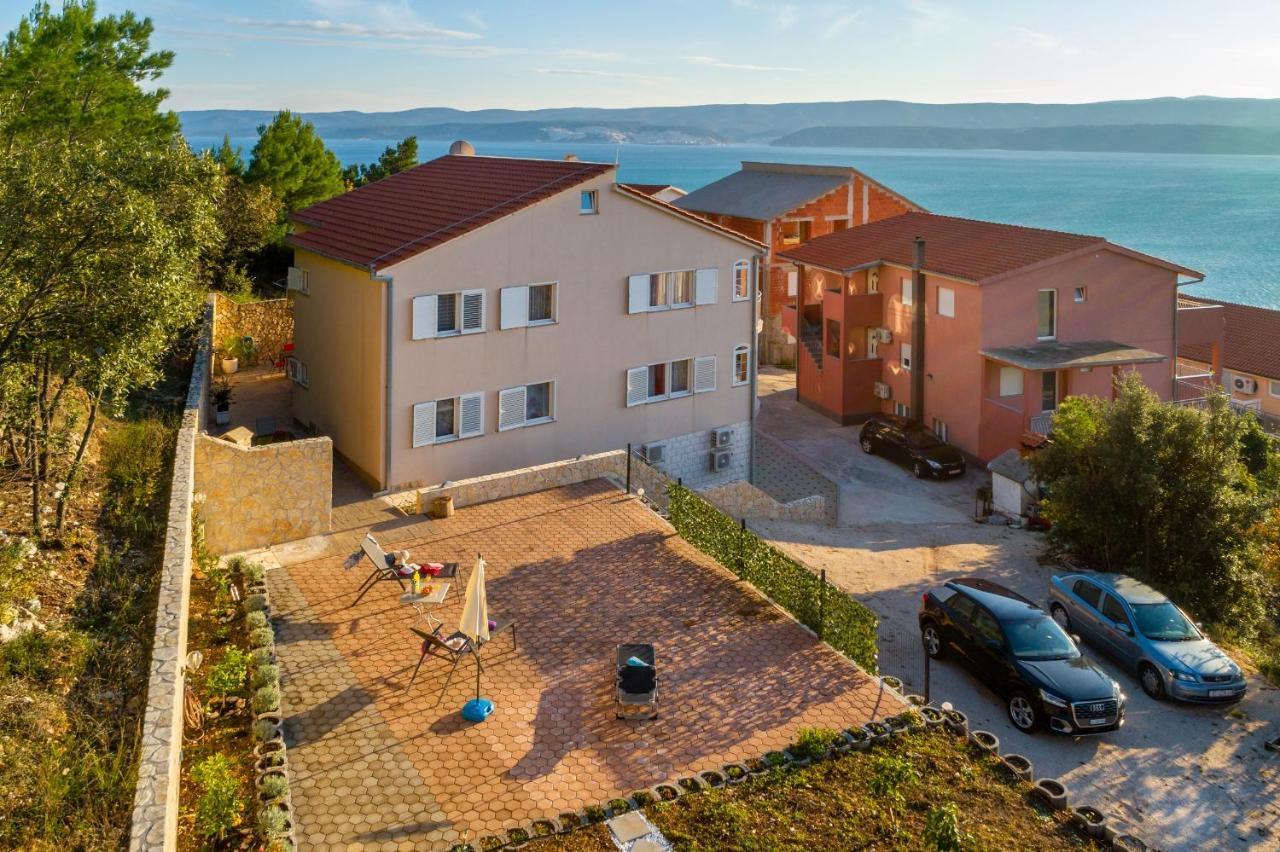 Family Friendly Apartments With A Swimming Pool Stanici, Omis - 18676 Bagian luar foto